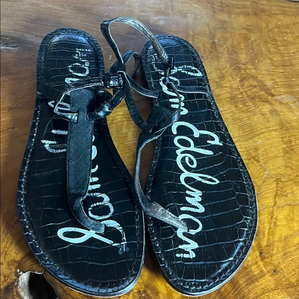 Sam Edelman Gigi Black on Black Thong Sandals Rare Colorway Women’s Size 10